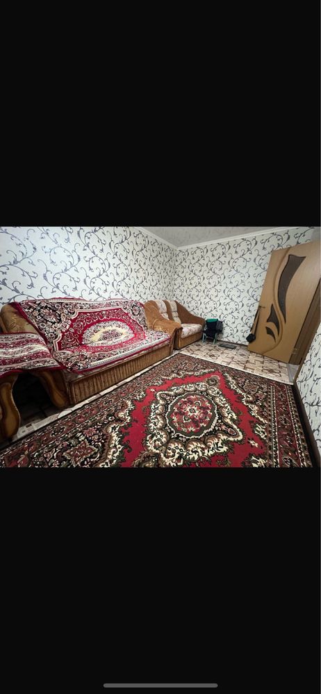 БЕСПЛАТНО диван и 2 кресла