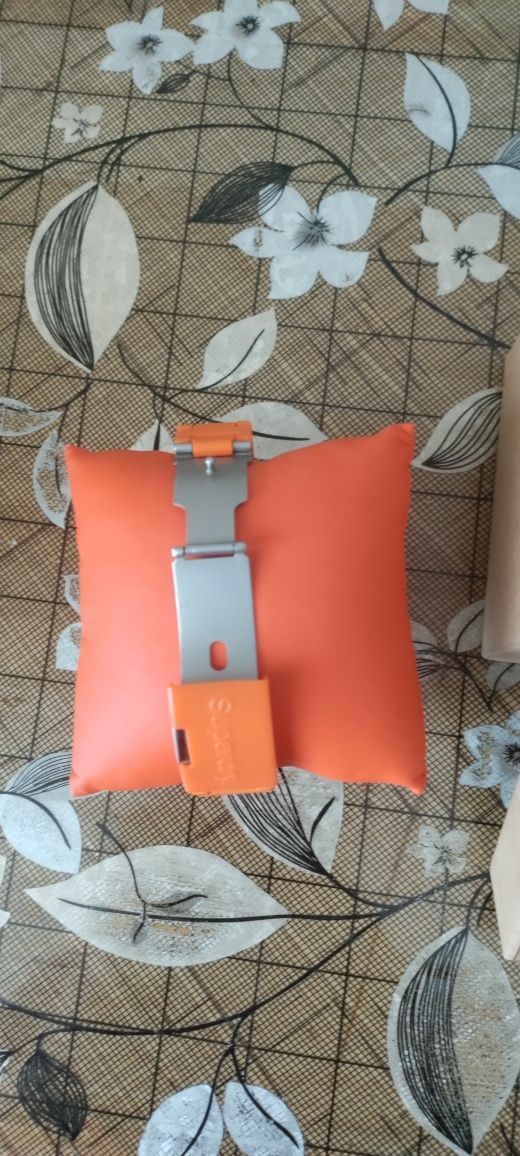 Продам часы Superdry