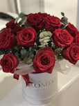 Цветы красные розы ROMEO