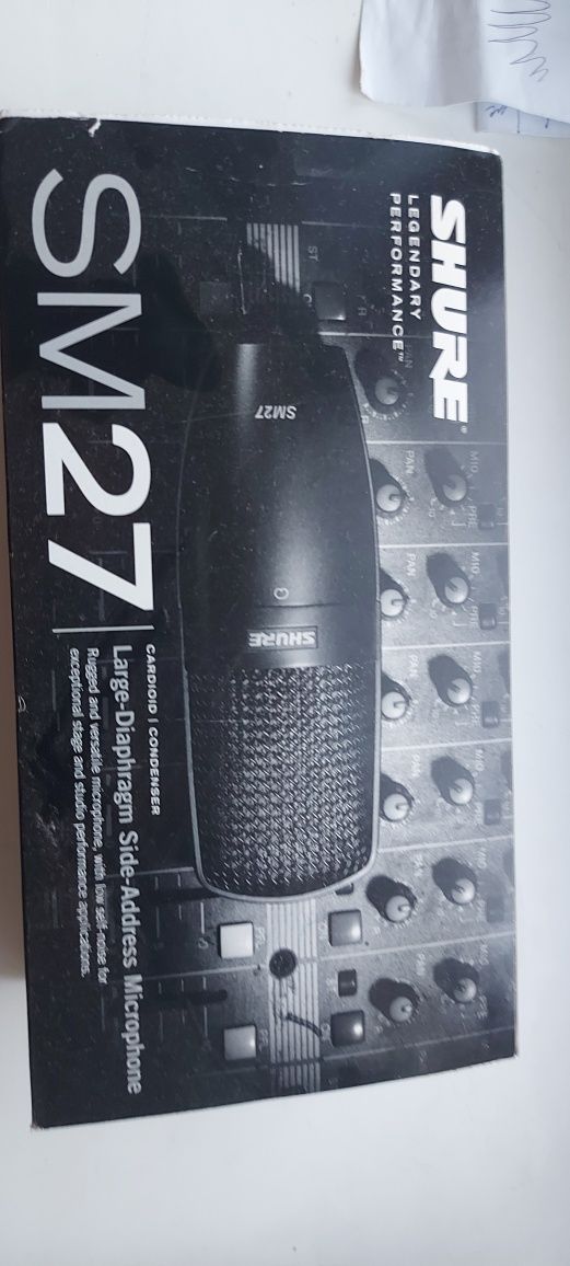 Продаю комплект аудио карта Focusrite и микрафон Конденсатерный