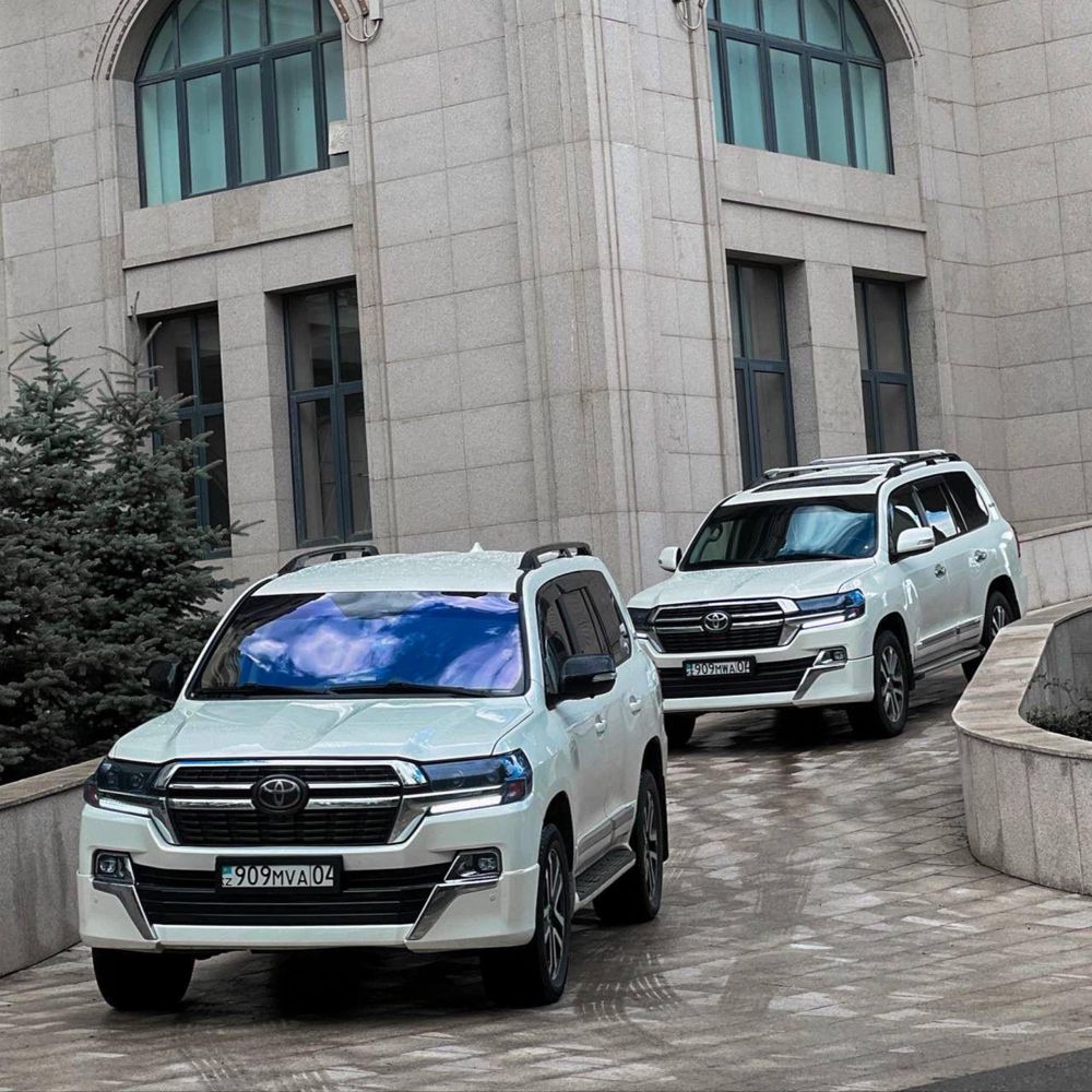 Аренда авто Прокат Кортеж Картеж Трансфер Выписка Роддом Гулянка Той