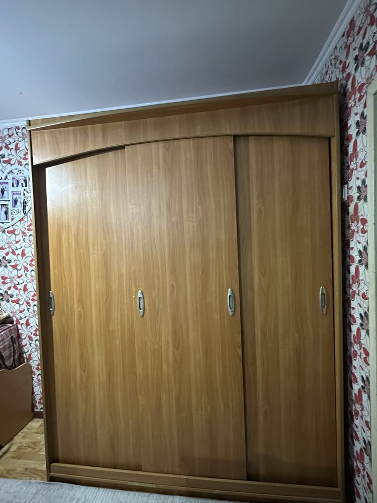 Шкаф для одежды купе