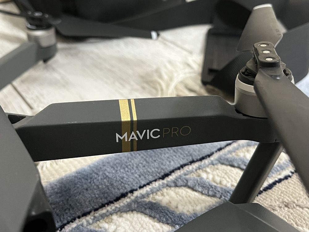 DJI MAVIC PRO Fly More Combo 4К