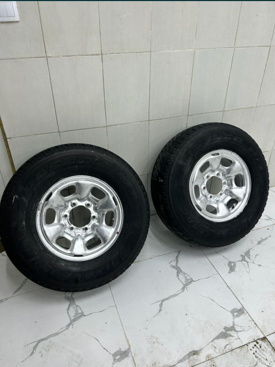Продаётся покрышки с дисками размер r16