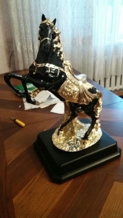 Продаю сувинеры и картинки