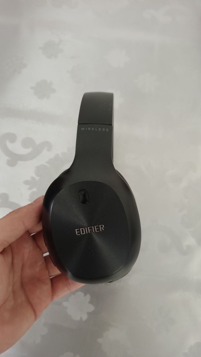 Продам наушники edifier w800bt
