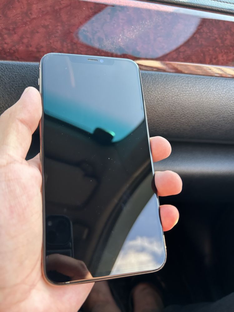 Продам Iphone 11pro max 256gb