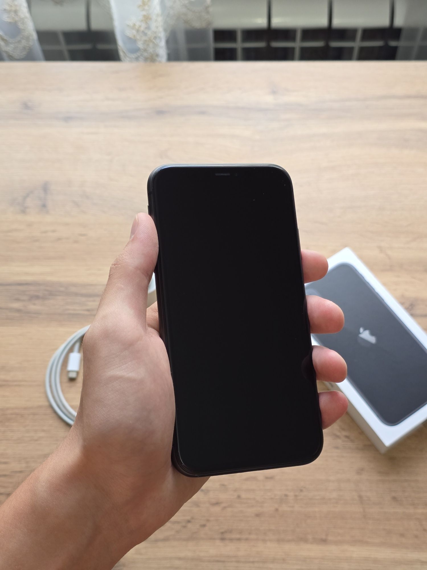 Iphone 11 128gb, всё работает
