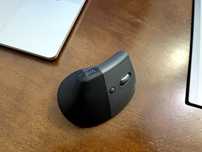 Мышь Logitech Lift, с гарантией