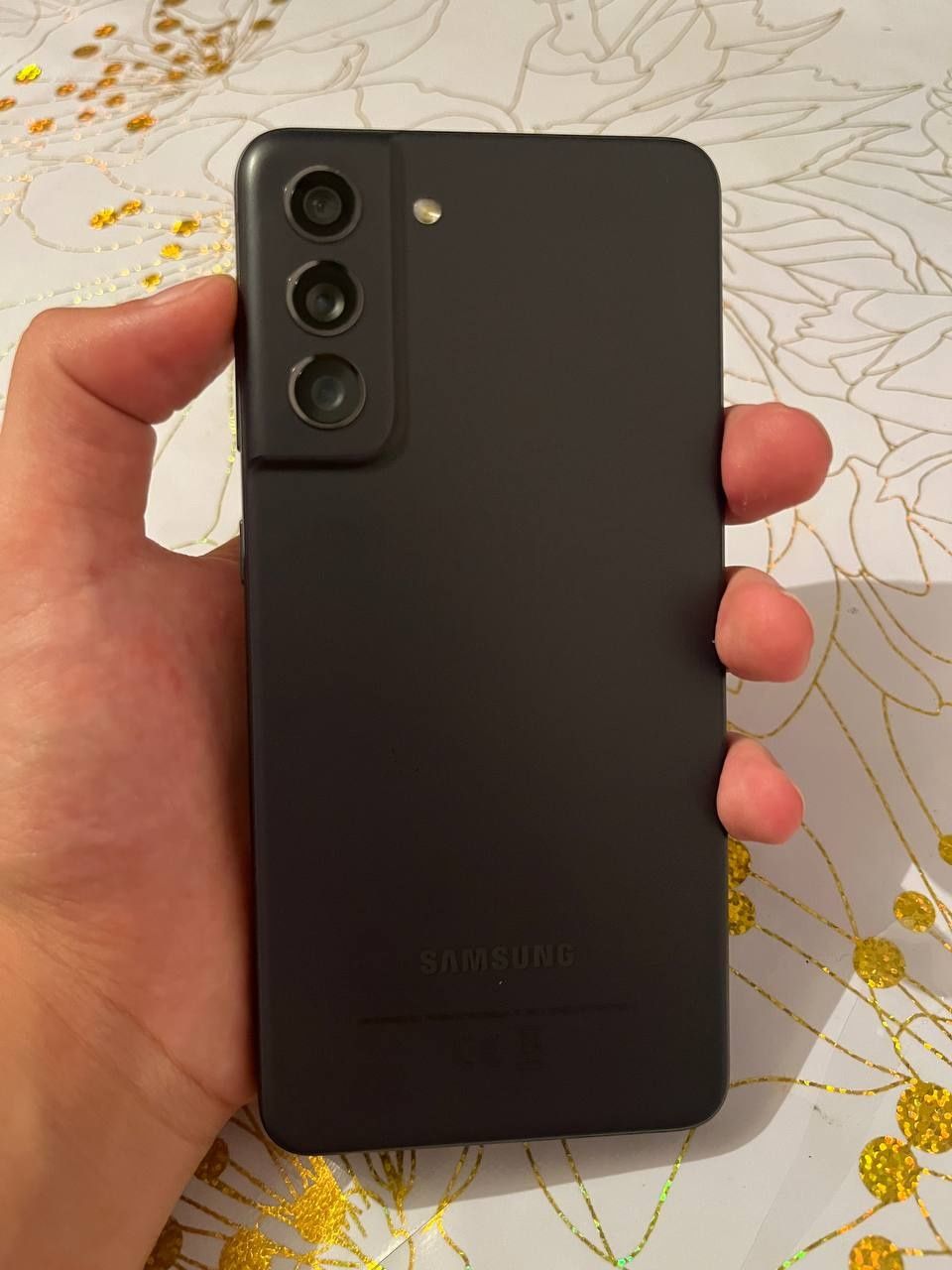 Продам Самсунг S21 FE 128гб