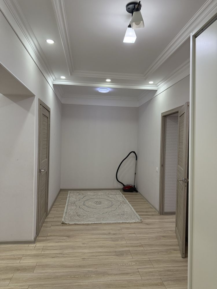 Продается 2 комн.кв в 31А мкр 14 дом
