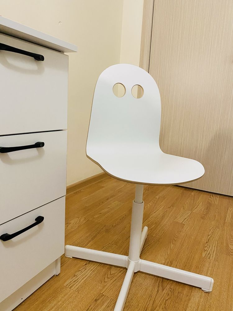 Стул белый от  IKEA , детский, подростковый