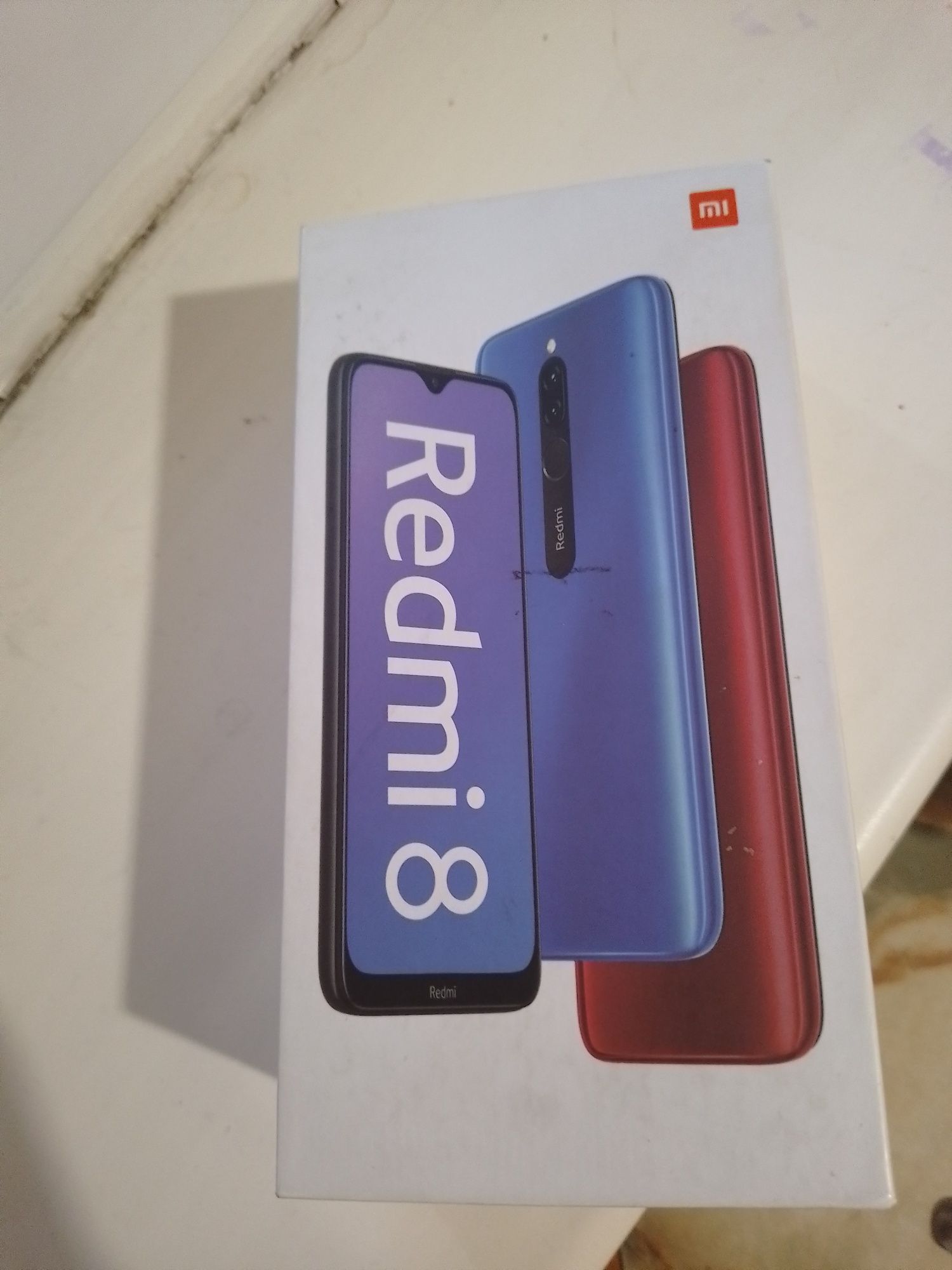 Продаю смартфон. REDMI 8 Sapphire blue 4/64 В хорошем состоянии.