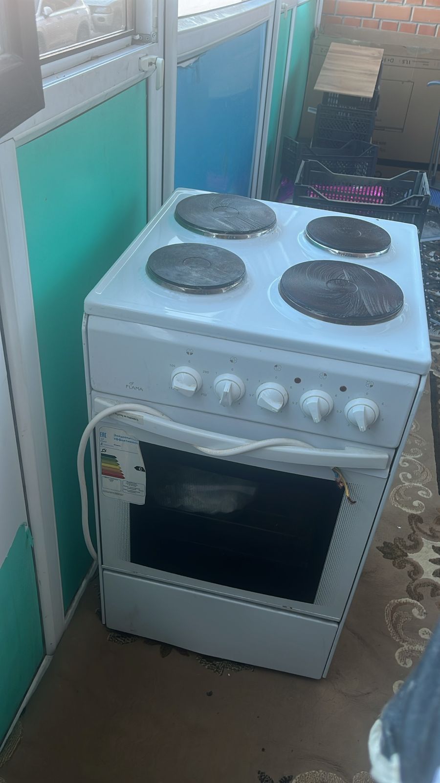 Продам электро плиту совершенно новая