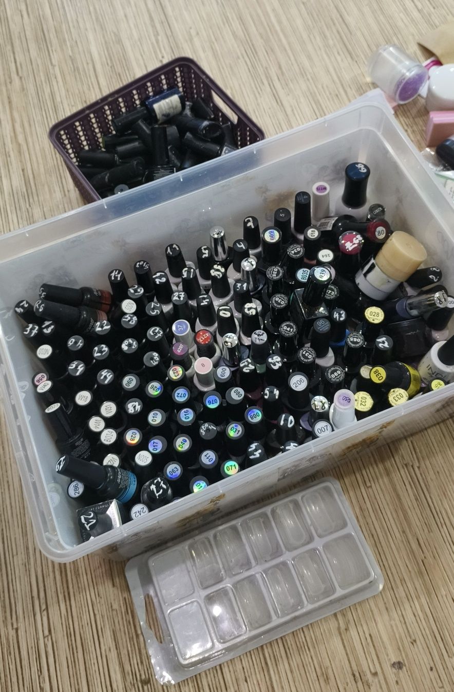 Продам всё для маникюра