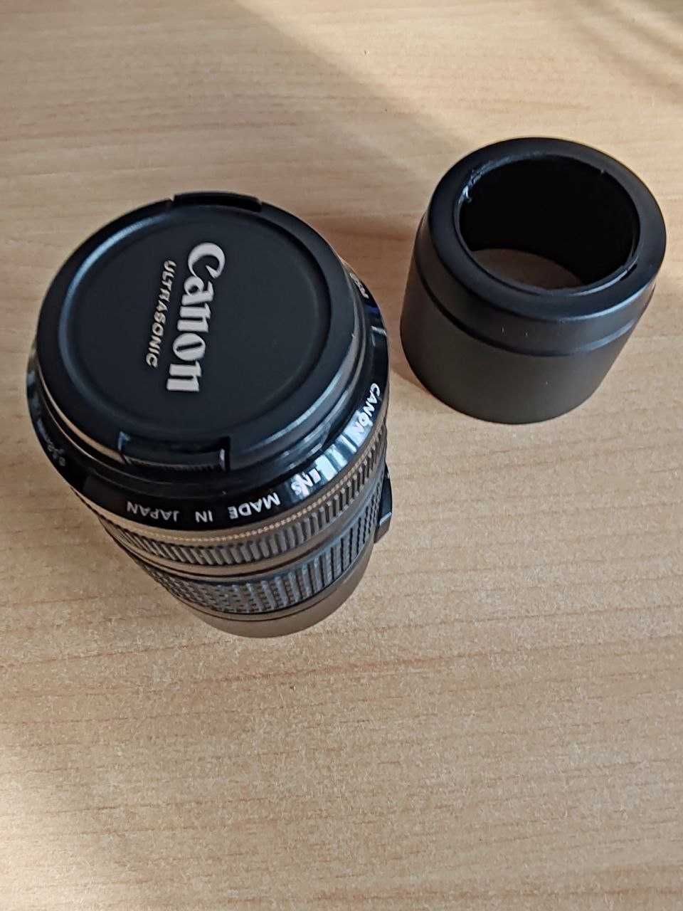 Canon EF 70-300mm  f/4-5.6 IS USM  
 в идеальном состоянии.