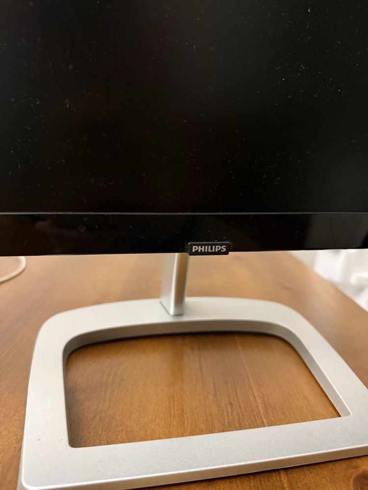 продам монитор philips
