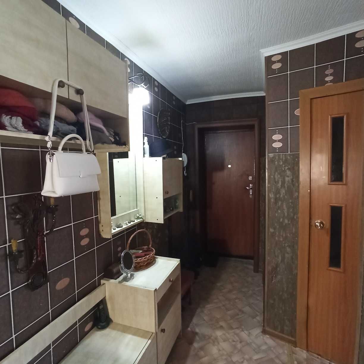 №1433 Продам 2 комнатную квартиру, ул.Блюхера