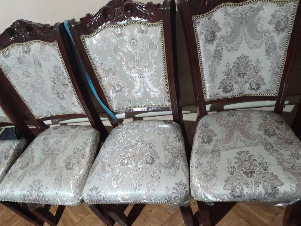 Продам Котел хороший и стулья в Городе Шымкенте