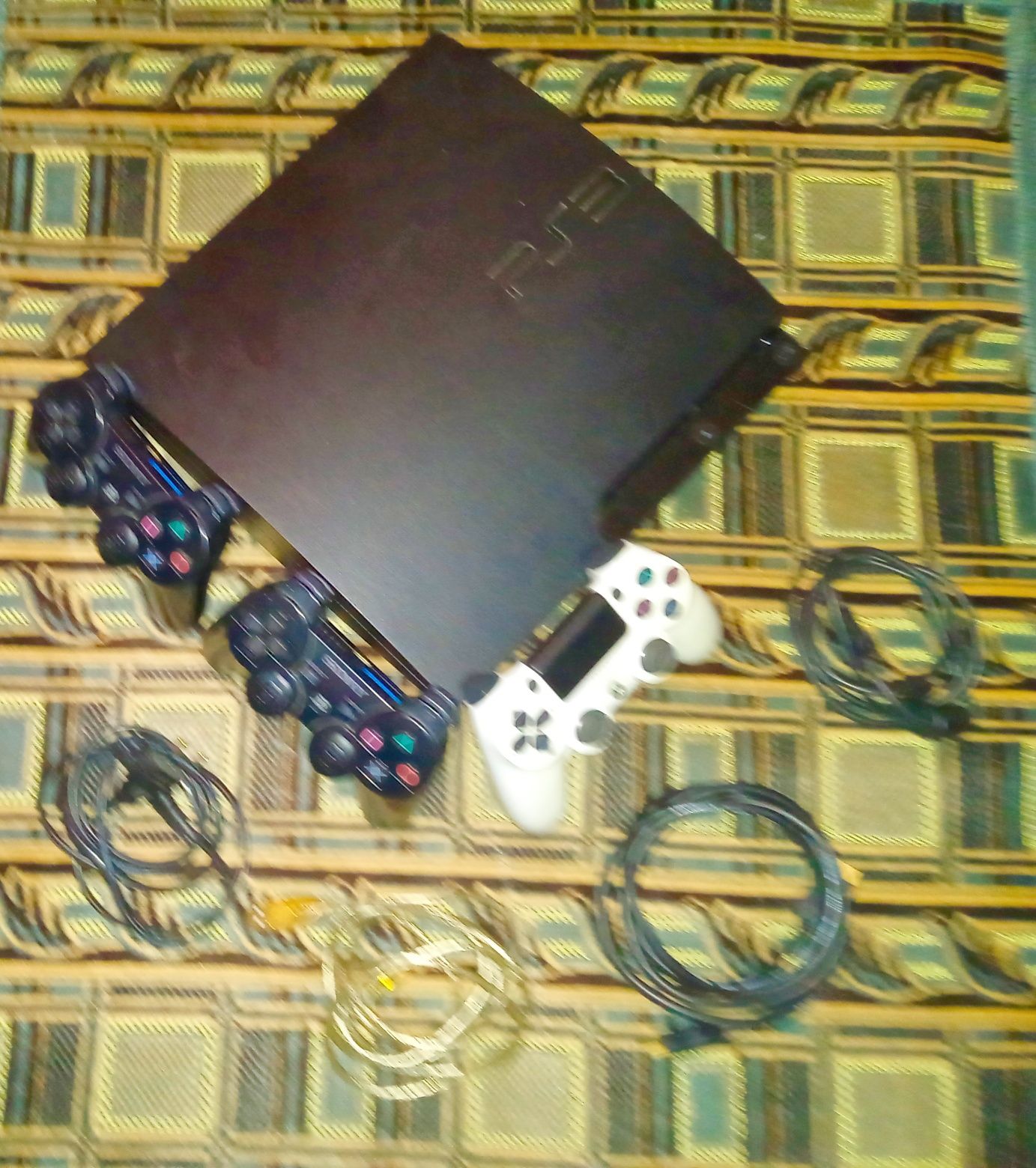 PS3  14 дисков, 3 геймпада