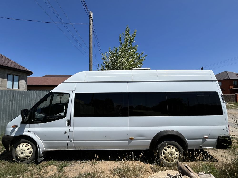 Ford transit продам в отличном состояний