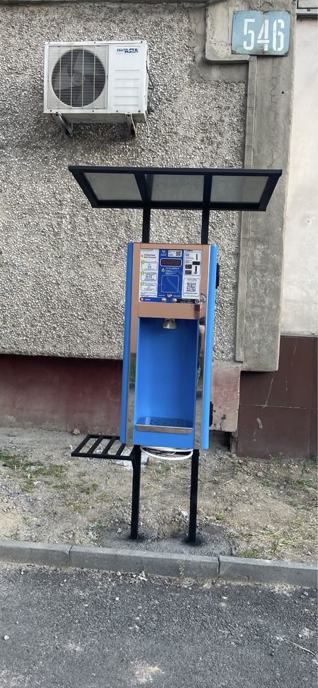 Устоновим аппарат по продаже воды