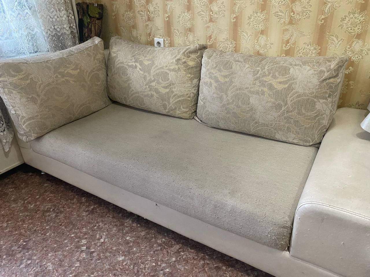Продам угловой диван