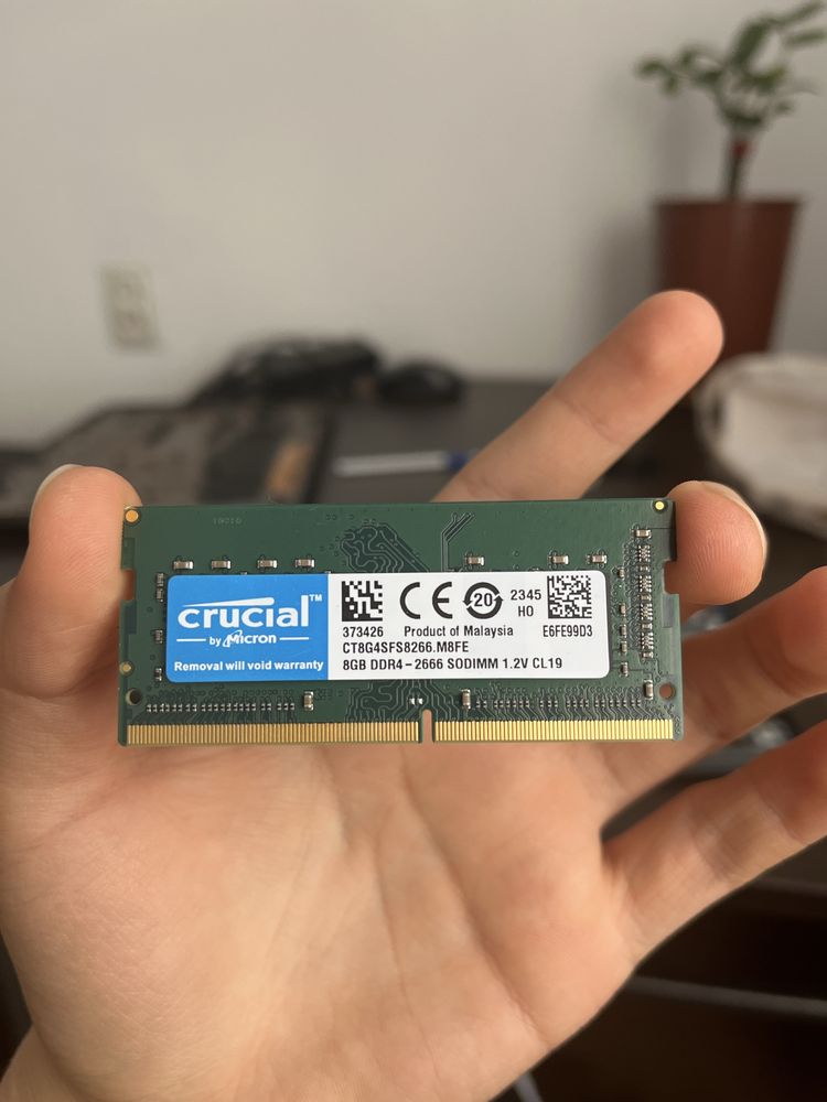 Оперативная память Crucial