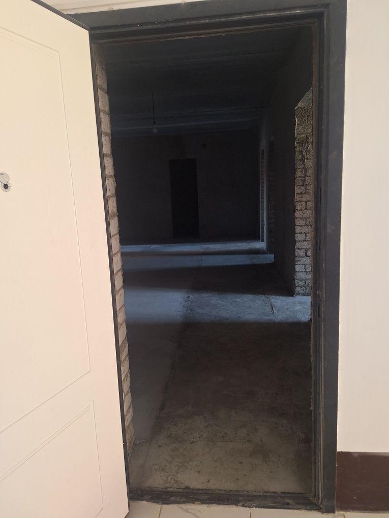 Продам 3 комнатную квартиру