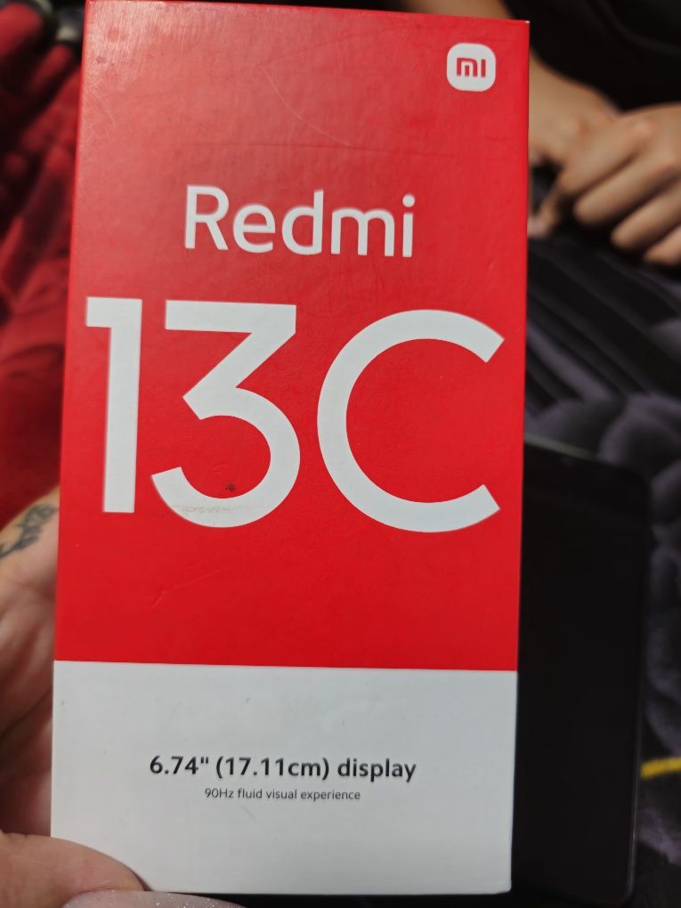 Продам новый смартфон