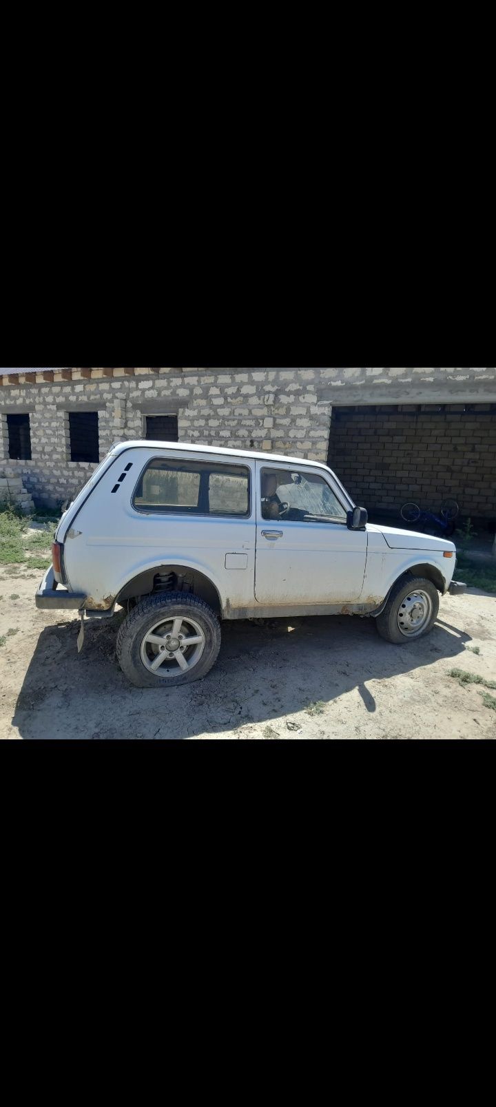 Нива 21214 Атырау