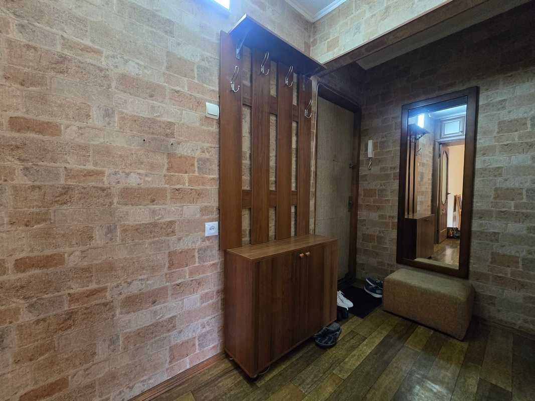 Продам 2х комнатную квартиру Жарокова-Жамбыла
