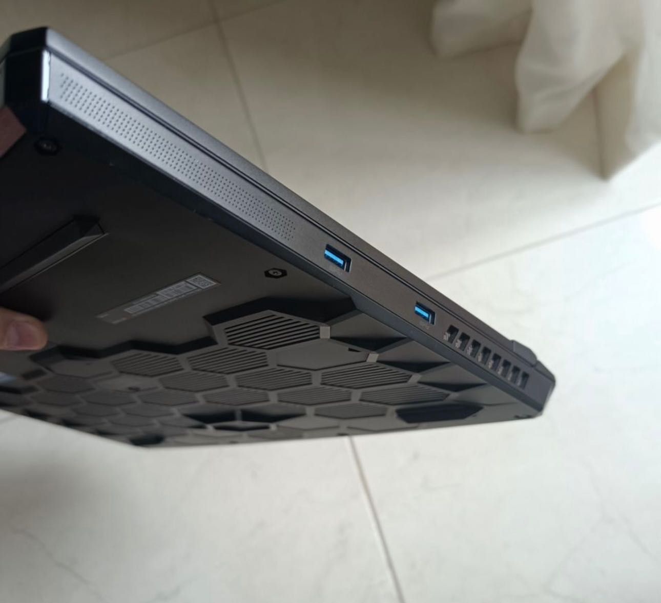 Мощный ноутбук на RTX3070ti