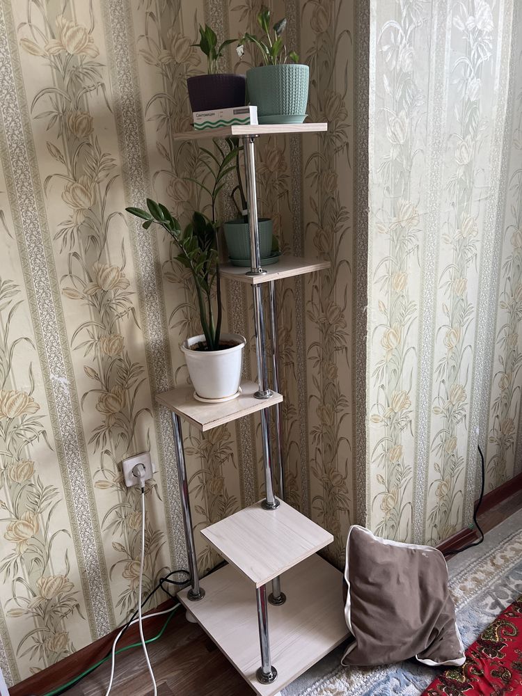 Подставка для цветов