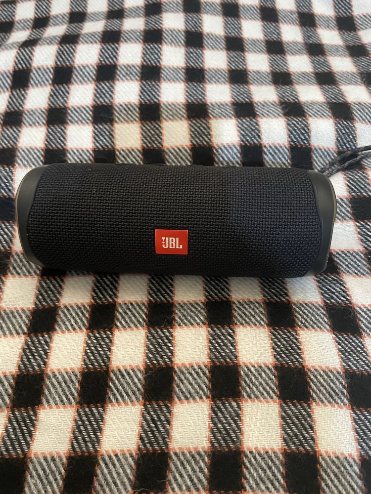 Портативная колонка JBL Flip 5