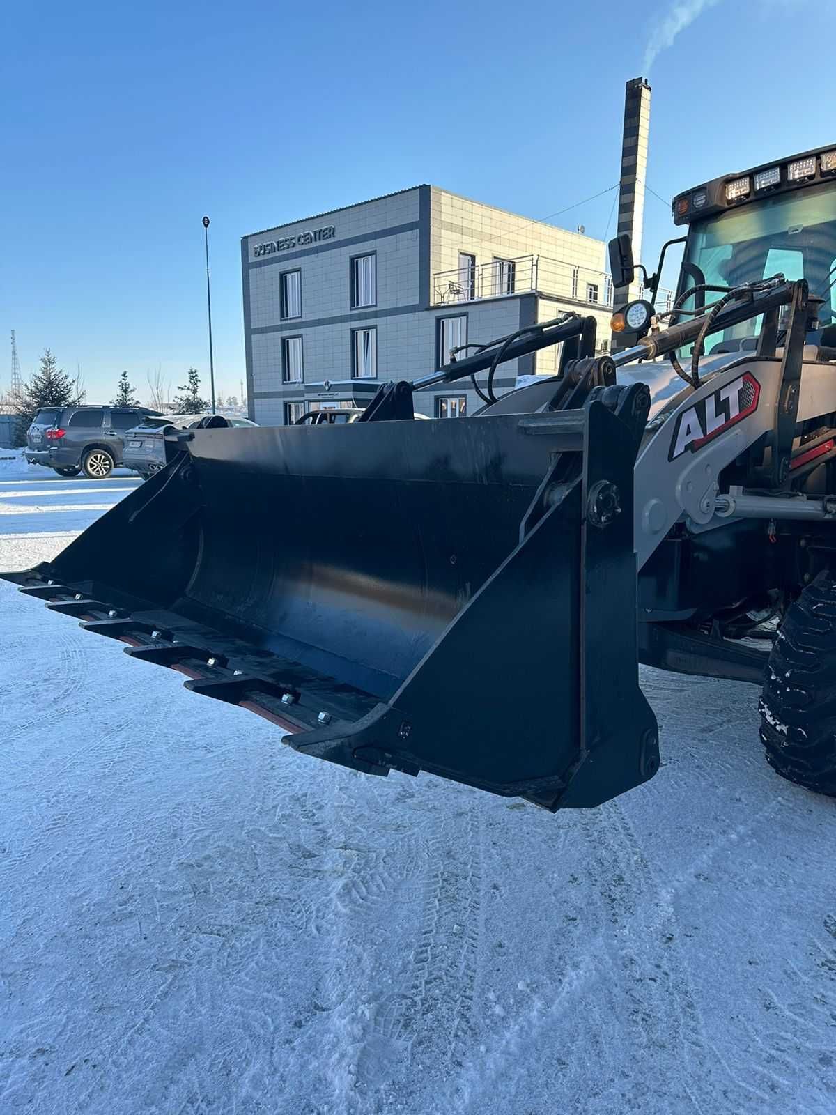 Экскаватор-погрузчик AOLITE BL90-25