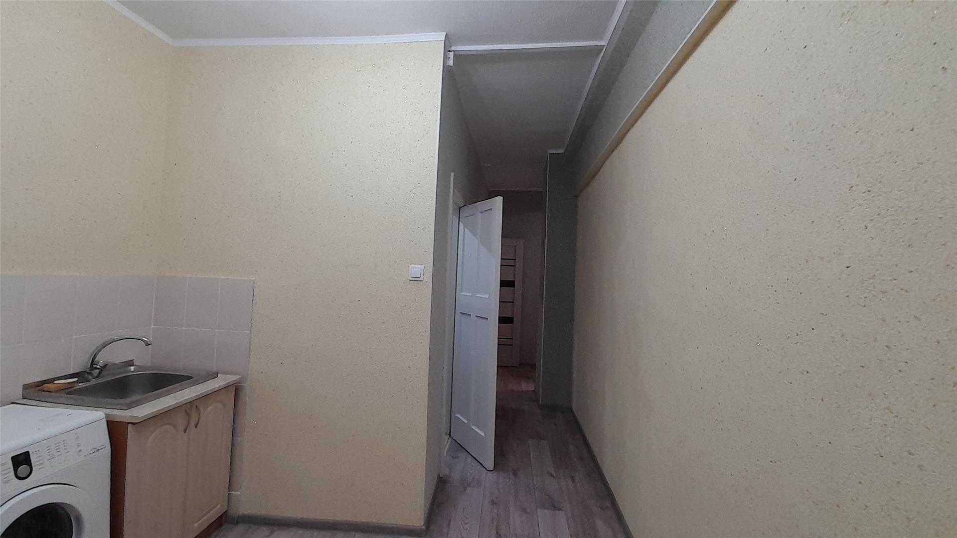 Продам 2 комн болгарского типа на 4эт в 5 эт доме