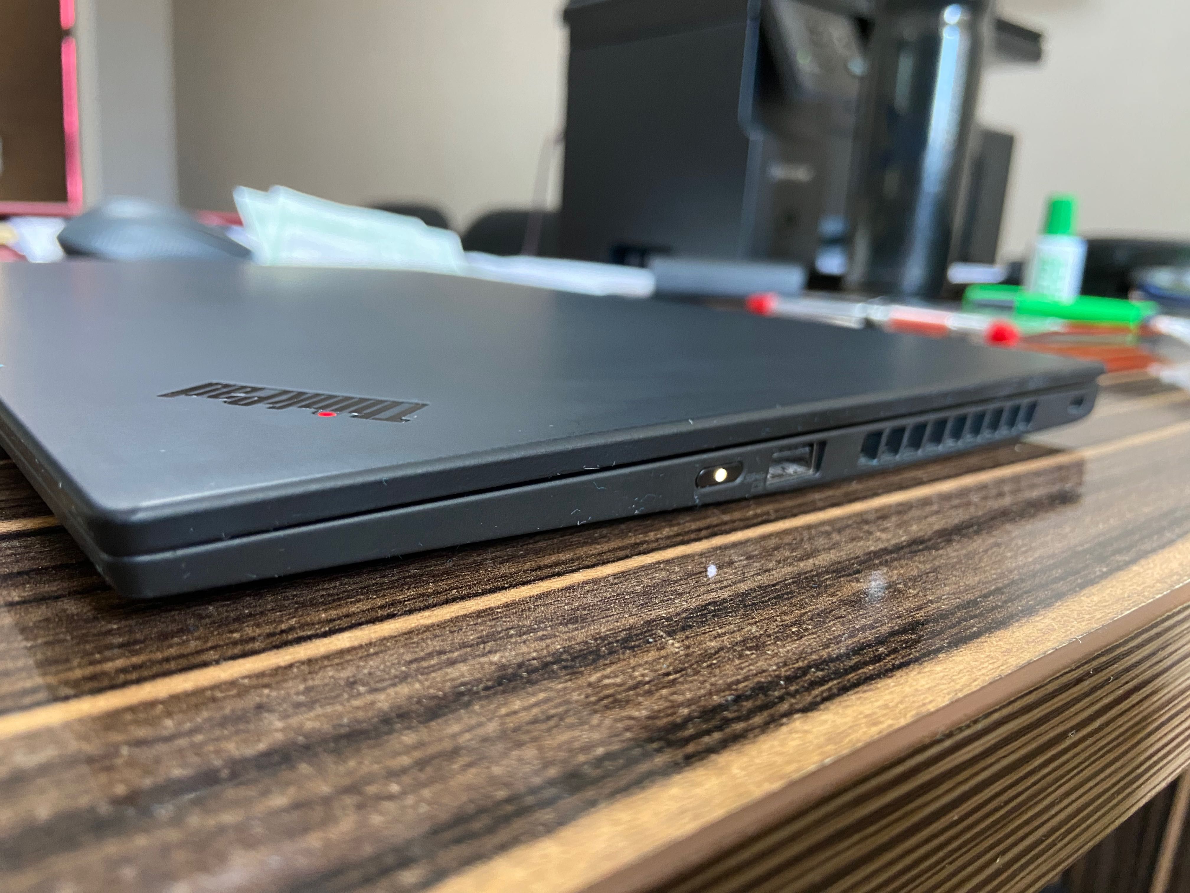 Ноутбук Lenovo ThinkPad X1 Carbon 6th Gen i7-8650U