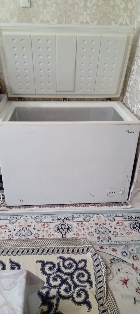 Морозильник ларь 330л