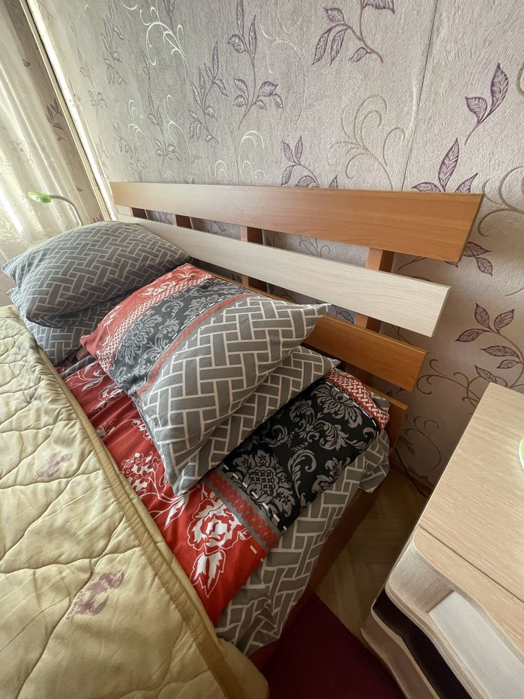 Продам кровать размер 160*200