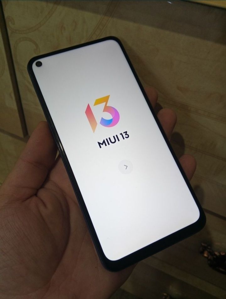 Продам Redmi Not 9 64 gb.