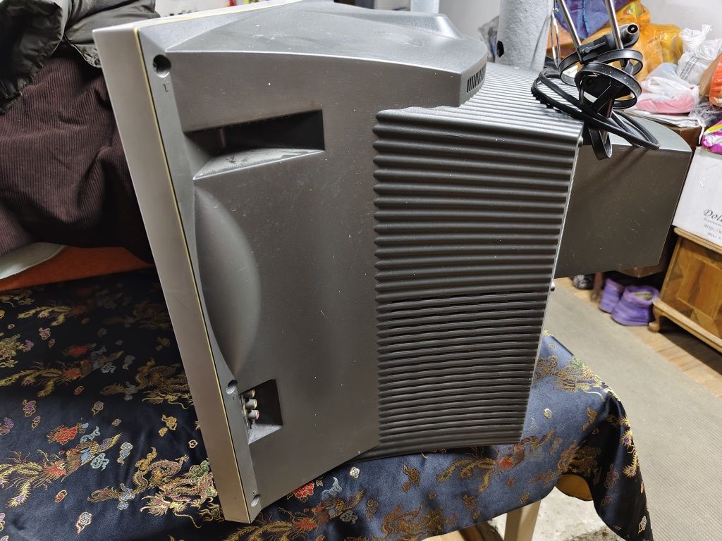 Телевизор LG 21fc2rg