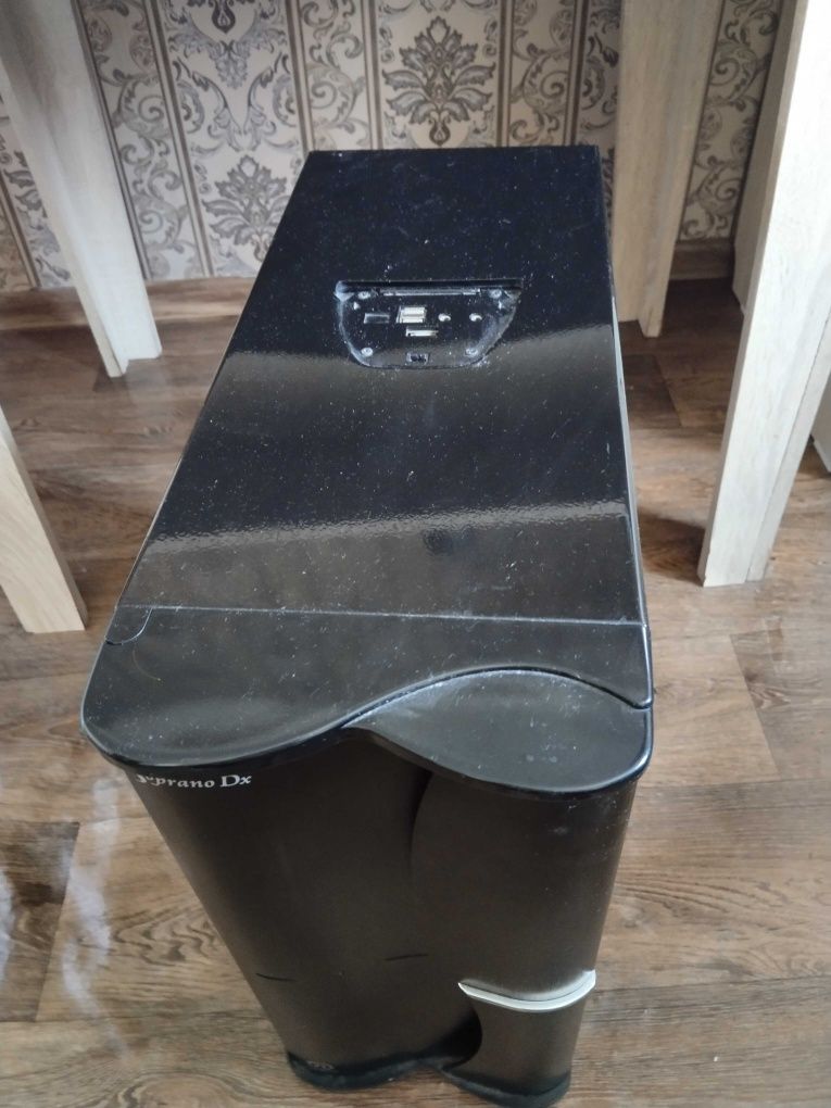 Продам корпус для компьюн (системного блока) Thermaltake Soprano DX.