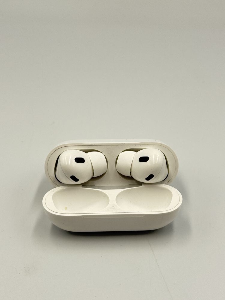 Airpods pro 2 поколения зарядка тайпси