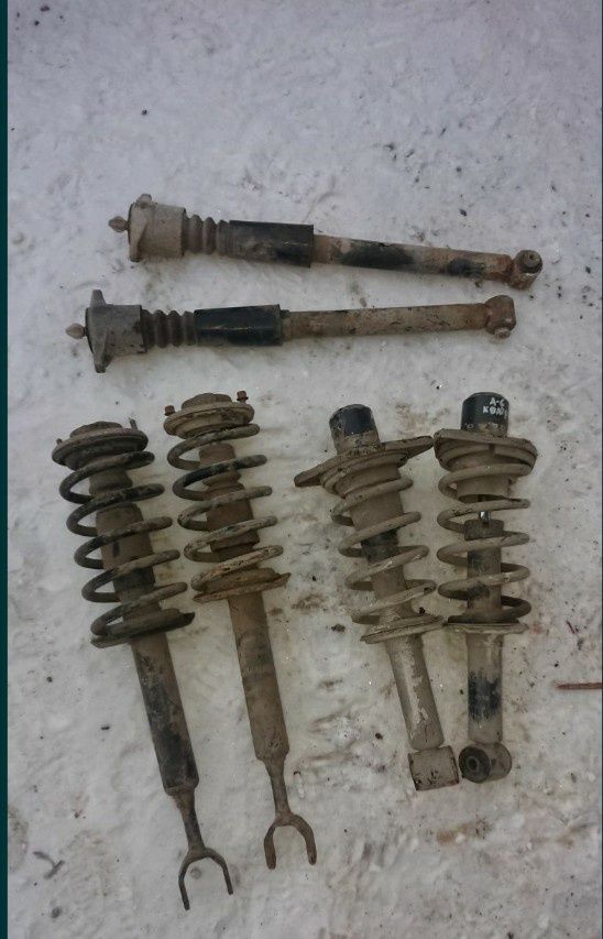 Запчасти Ауди А-6 А-4 С-5 капля Астана