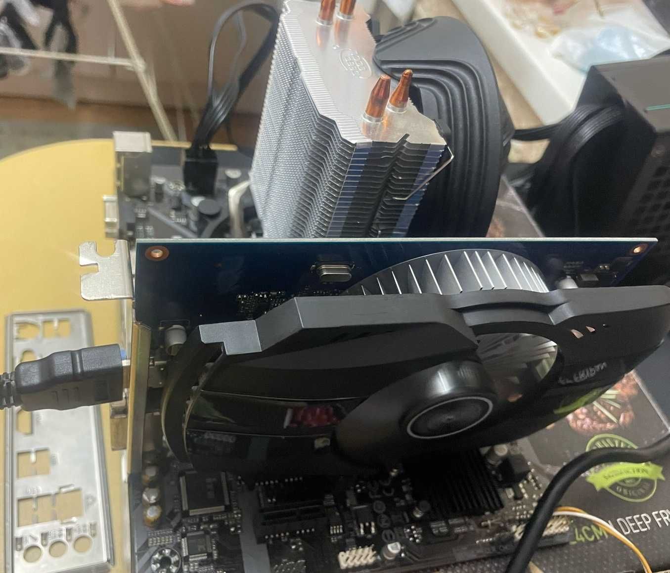 Компьютер комплект процессор i7 8700, 16gb ОЗУ GeForce GT 1030 2gb