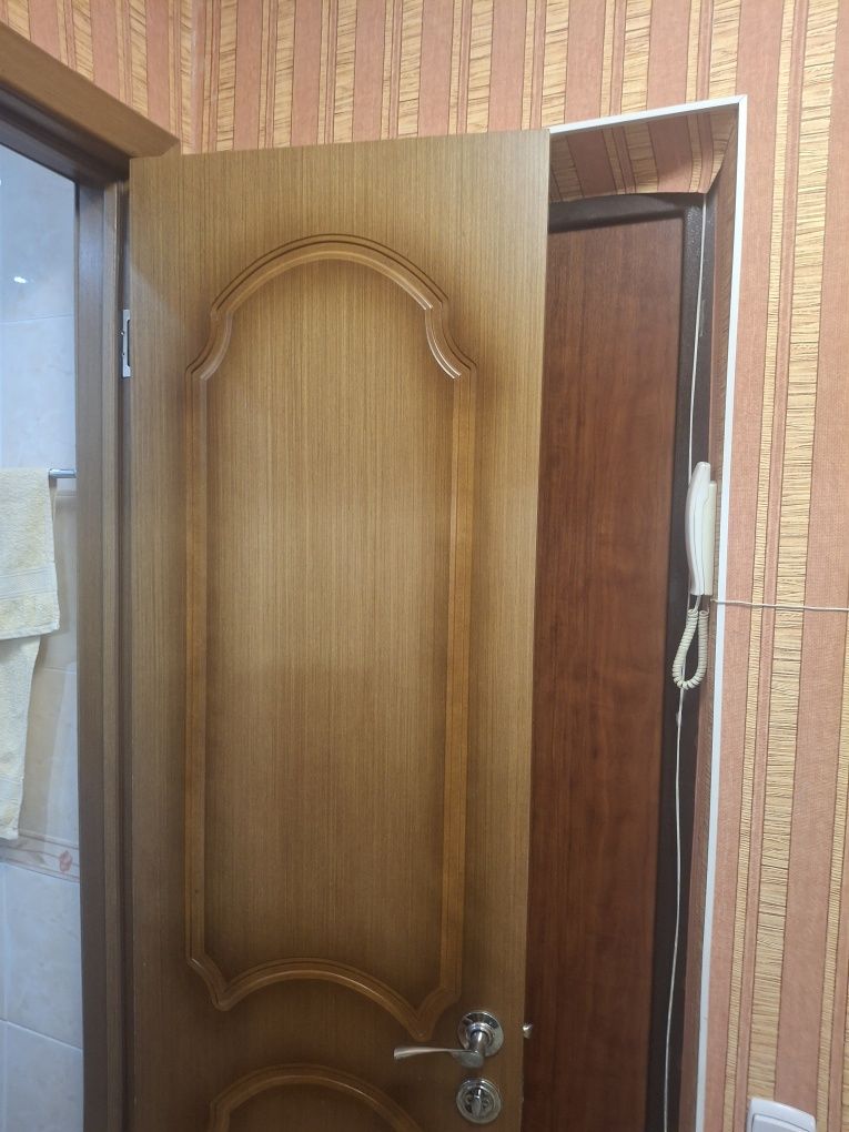 Продаём двери бю