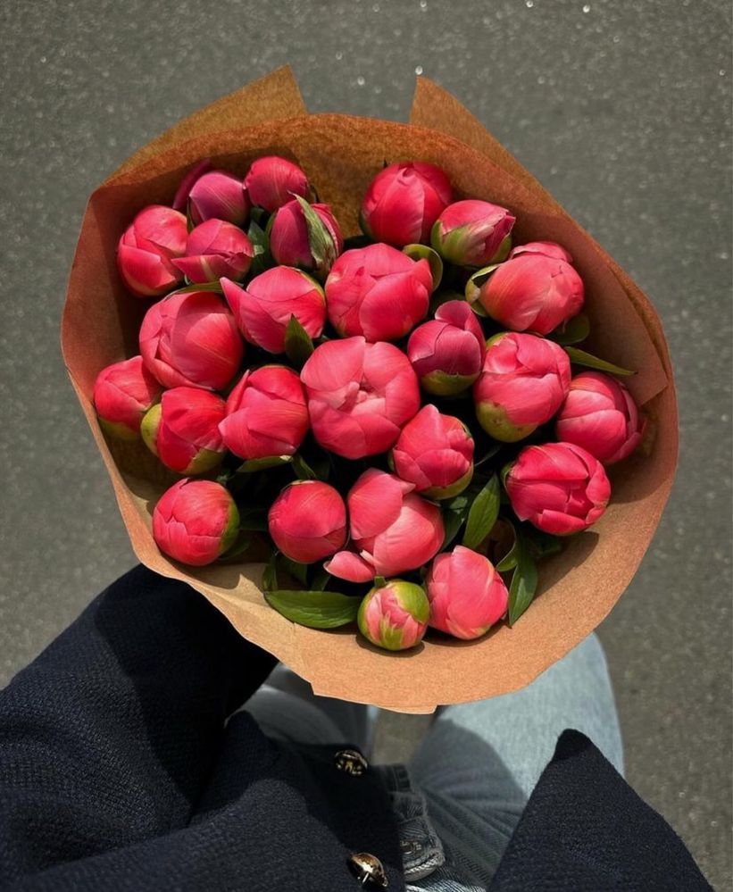 Пионы, розы, цветы букеты оптом розницу
