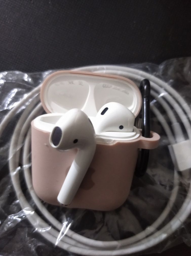 Наушники Apple AirPods  Люкс качество Самовывоз Обмена нет