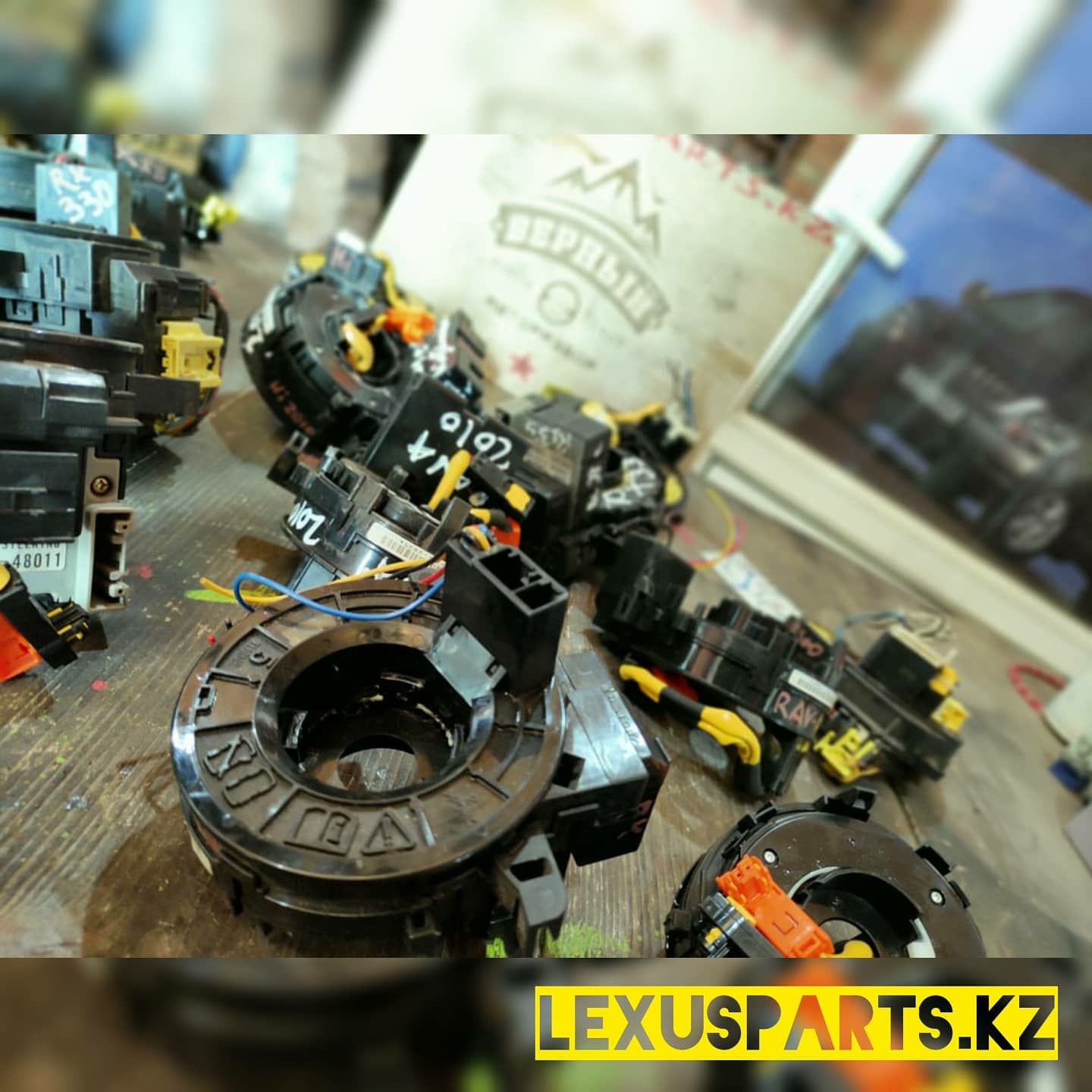 Шлейф руля Toyota Lexus